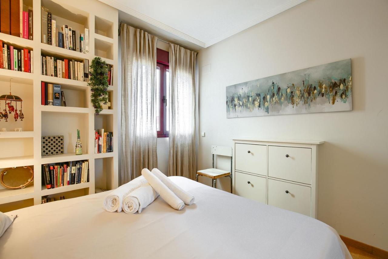 Apartamento En Chamberi Con Piscina - Lovely Apartment In The City Center With Swimming Pool Madrid Kültér fotó