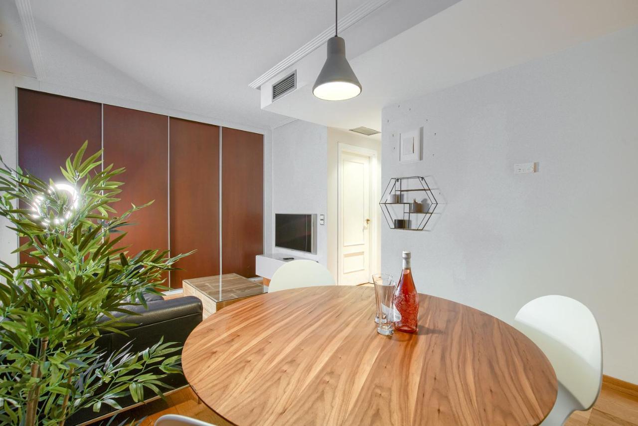 Apartamento En Chamberi Con Piscina - Lovely Apartment In The City Center With Swimming Pool Madrid Kültér fotó